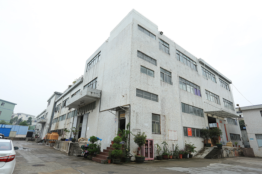 爱游戏ayx可靠吗:拉链英语是什么